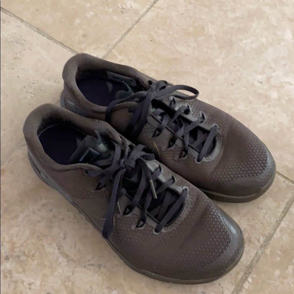 Training shoes